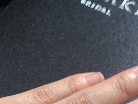 【TASAKI(タサキ)の口コミ】 キラッキラで可愛くて、手を下ろしていても光って、目を引くようなデザイ…