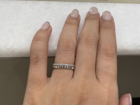 【ブシュロン(BOUCHERON)の口コミ】 ブシュロンといえばコレ！だったキャトルを試着しました。シンプルかつデ…