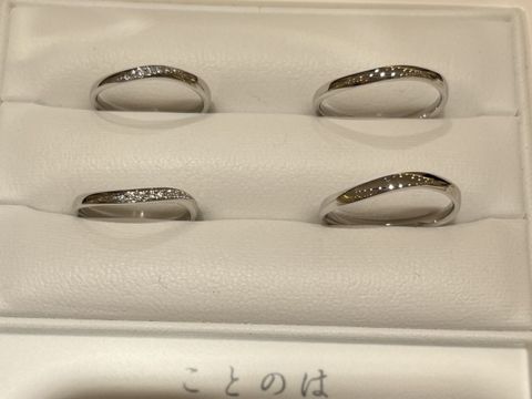 【俄(にわか)の口コミ】 緩やかなウェーブデザインの指輪です。ダイヤモンドの輝きが上品で、大人…