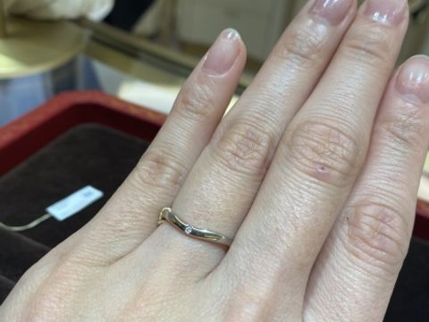 【カルティエ(Cartier)の口コミ】 デザインに特徴があり、Vカットのような形をしていたので、指がとても長く…