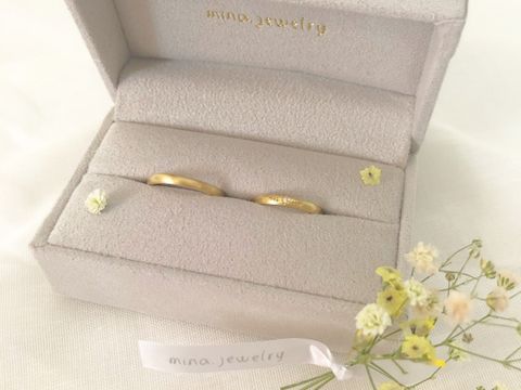 【mina.jewelry(ミナジュエリー)の口コミ】 Instagramで見かけて可愛いと思ったのがキッカケです。
ブランド物にはこ…