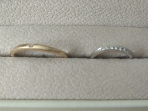 【有馬明治堂の口コミ】 指輪のデザインと価格で購入を決めました。
指輪の素材はイエローゴールド…