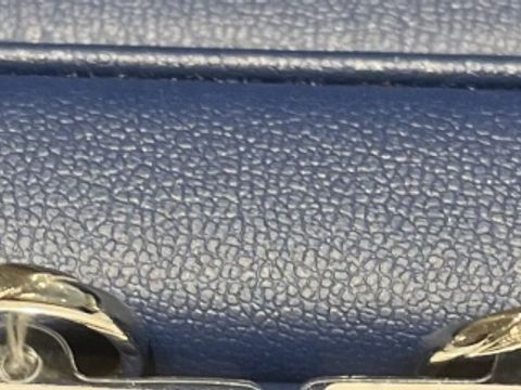 【銀座ダイヤモンドシライシの口コミ】 シンプルでストレート、ダイヤモンド斜めにがついてるものがいいなと思っ…