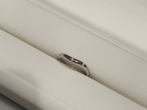 【CAFERING(カフェリング)の口コミ】 まるっとしたフォルムがとてもかわいらしく、プラチナの輝きがとてもきれ…