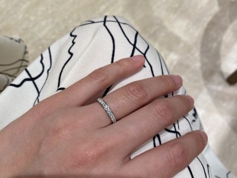 【ヴァンドーム青山(VENDOME AOYAMA)の口コミ】 この指輪はマリッジリングではないですが、マリッジリングと同じデザイン…
