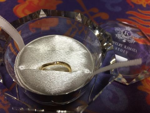 【JEWELRY  KAMATA(ジュエリーかまた)の口コミ】 結婚指輪と合わせて、合うものにしました！細めの指なのでデザインは細め…