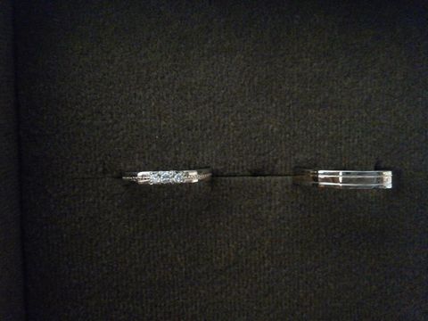 【MAGICO&Dec.(マージコアンドデコ)の口コミ】 プラチナとピンクゴールドのコンビで、ダイヤとミル打ちの入ったものを探…