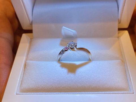 【杢目金屋(もくめがねや)の口コミ】 価格は他のところを見てなかったみたいなのでわからないです。でも、板か…