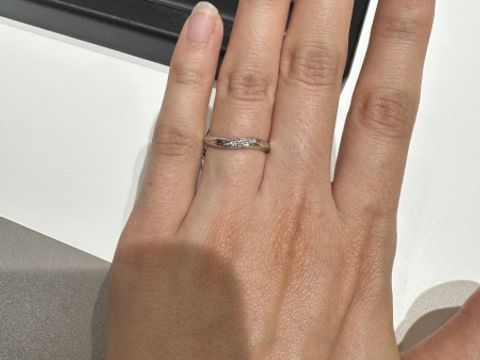 【ラザール ダイヤモンド(LAZARE DIAMOND)の口コミ】 シンプルで使いやすいデザインがたくさんありました。メンズの指輪の太さ…