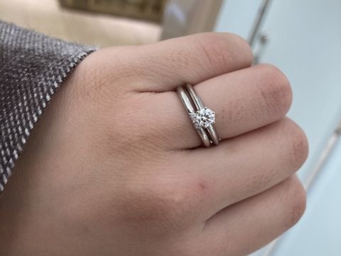【ティファニー(Tiffany & Co.)の口コミ】 婚約指輪と言われたら誰でも想像する大きなダイヤが１つ乗っかった指輪の…