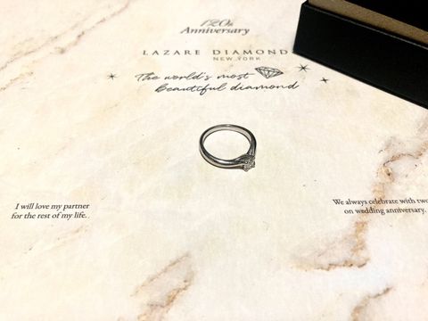 【ラザール ダイヤモンド(LAZARE DIAMOND)の口コミ】 複数店舗で試着した中で、ラザールダイヤモンドのデザインがダイヤを一番…