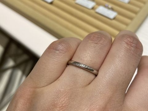 【TRECENTI(トレセンテ)の口コミ】 ストレートの指輪を探していて、店員さんがおすすめしたこれがとても気に…