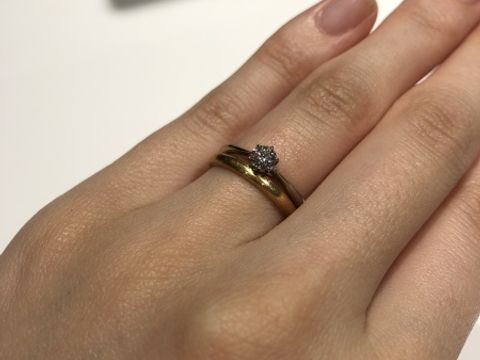 【ラザール ダイヤモンド(LAZARE DIAMOND)の口コミ】 サイズの兼ね合いもあり、一粒ダイヤのシンプルなものが最終的な候補にな…