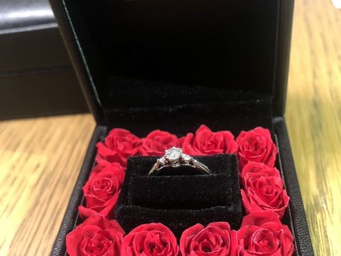 【エクセルコダイヤモンド(EXELCO DIAMOND)の口コミ】 決め手になったのは、なんといってもデザインの可愛さでした。側面から見…