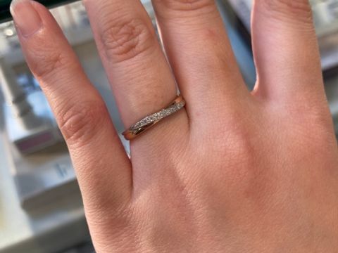 【Ginza Rim(銀座リム)の口コミ】 銀座リムさんはコンビネーションタイプの指輪を多く取り揃えており、こち…