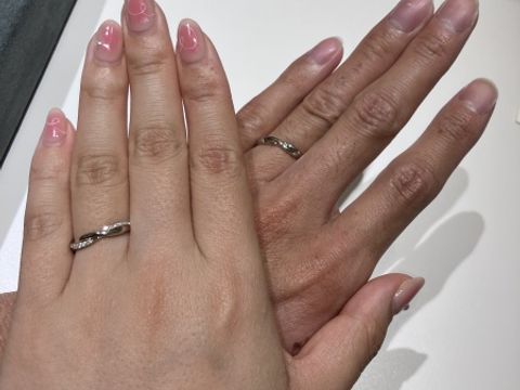 【ラザール ダイヤモンド(LAZARE DIAMOND)の口コミ】 私たちの好み（シンプル希望）に合わせて様々なリングを出してくれました…