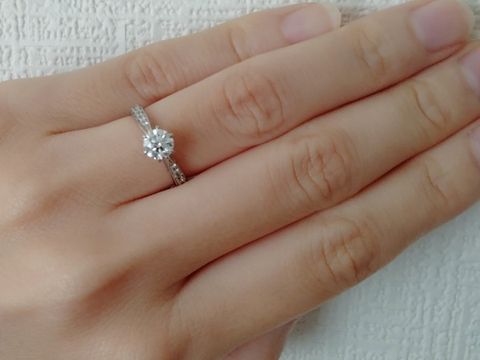 【宝寿堂(ほうじゅどう)の口コミ】 宝寿堂はダイヤモンドがDカラーのものが沢山あり高品質なものが多いです。…