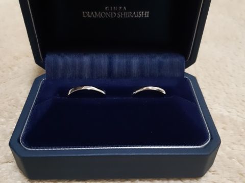 【銀座ダイヤモンドシライシの口コミ】 キラキラも捨てがたかったのですが、とにかく実用性のあるデザインを選び…