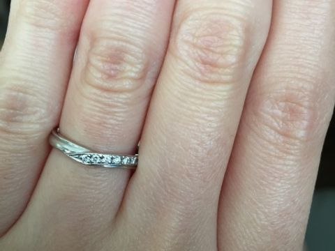 【GALA JEWELRY(ガラジュエリー)の口コミ】 婚約指輪もガラ御徒町で購入したもので、ダイヤがある程度大きかったので…