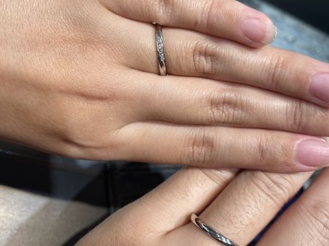 【銀座ダイヤモンドシライシの口コミ】 指輪のデザインや指輪をはめたときの指あたりの良さ、接客対応の良さなど…