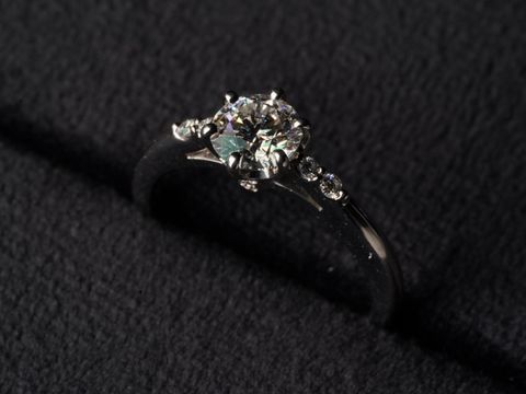 【BIJOUPIKO(ビジュピコ)の口コミ】 ホワイトゴールドかプラチナで悩みましたが、プラチナ重視にしました。デ…