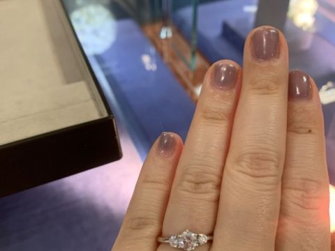 【Serieux(セリュー)の口コミ】 指輪が似合わない手という自覚はあるのですが、間違いなく素敵なデザイン…