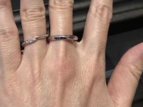 【エクセルコダイヤモンド(EXELCO DIAMOND)の口コミ】 指輪一つ一つデザインが異なり、他のリングショップではない形が多かった…