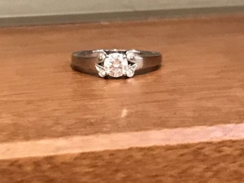 【カルティエ(Cartier)の口コミ】 婚約指輪はカルティエのバレリーナ！と昔から決めていたので、デザインは…