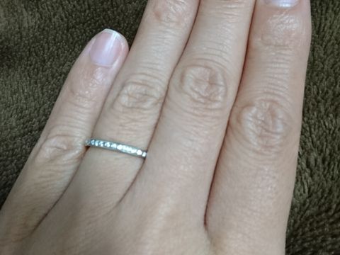 【俄(にわか)の口コミ】 結婚指輪はハーフエタニティに憧れていました。婚約指輪と結婚指輪はセッ…