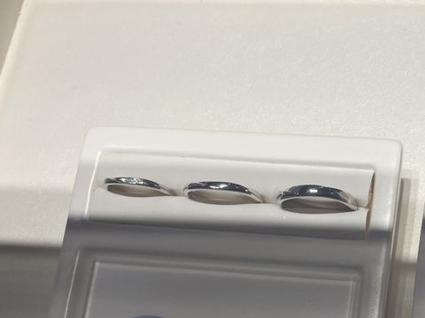 【俄(にわか)の口コミ】 ニワカさんのブランドの中で一番気に入りました。シンプルなデザインを求…