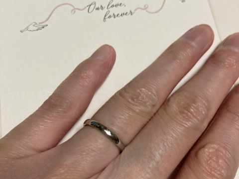 【アイプリモ(I-PRIMO)の口コミ】 ストレートタイプのシンプルな指輪を探していました。また、毎日つけるこ…
