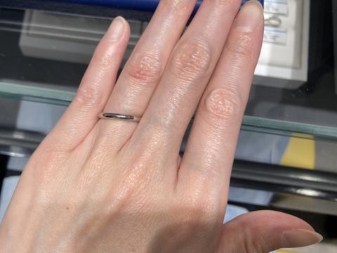 【銀座ダイヤモンドシライシの口コミ】 ストレートタイプの指輪を検討していたので、ストレートタイプに条件を絞…