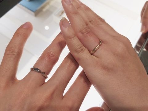 【ティファニー(Tiffany & Co.)の口コミ】 他のブランドでは中々ないデザインなのが魅力的です。
ダイヤモンドも指輪…