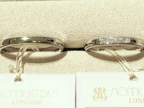 【モニッケンダム(MONNICKENDAM)の口コミ】 世界三大カッターズブランドということもあり、ダイヤがキラキラとして非…