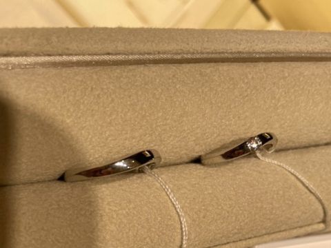 【ギンザタナカブライダル(GINZA TANAKA BRIDAL)の口コミ】 一粒ダイヤをつけても思ったより価格は安めでした。シンプルなもの、S字、…