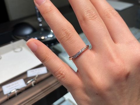 【アイプリモ(I-PRIMO)の口コミ】 同じ形の指輪でもダイヤ付き、無し、一粒ダイヤがありイメージを膨らませ…