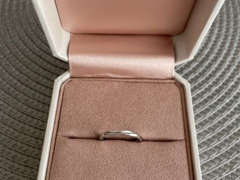 【TRECENTI(トレセンテ)の口コミ】 指輪のデザインはシンプルで最新のラインではないとのことでしたが、普段…