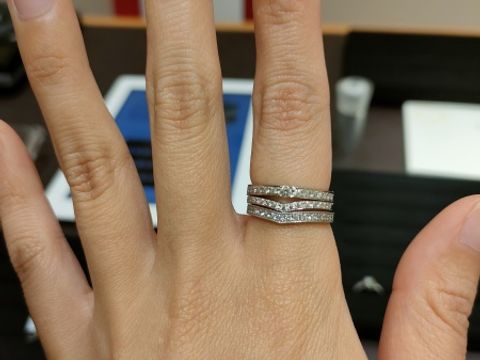 【TRECENTI(トレセンテ)の口コミ】 私の求めていたデザインがあり、V字やU字のデザインが豊富なのでお好きな…