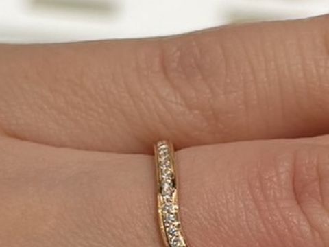 【カルティエ(Cartier)の口コミ】 カルティエのバレリーナなは一番人気で憧れの指輪になることも多いとのこ…