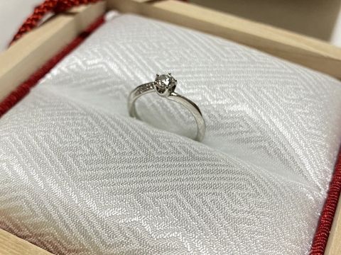 【TOMOE(トモエ)の口コミ】 夫が選んでくれた指輪です。私の名前がついているこの指輪にとても愛着が…