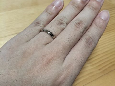 【アイプリモ(I-PRIMO)の口コミ】 ブラウンゴールドに惹かれ、購入しました。お互いイエローベースの肌色で…