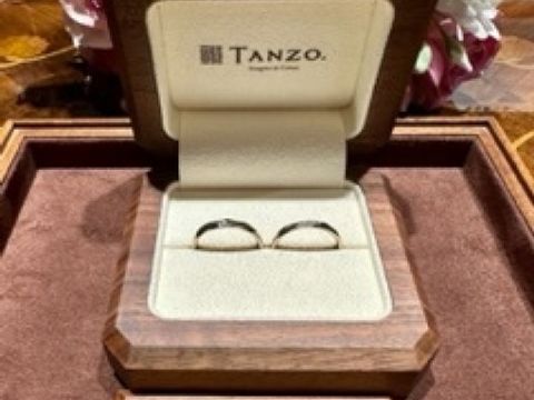 【TANZO.(鍛造指輪)の口コミ】 ・鍛造であること
・セミオーダーで2人だけのデザインにできたこと
・TANZ…