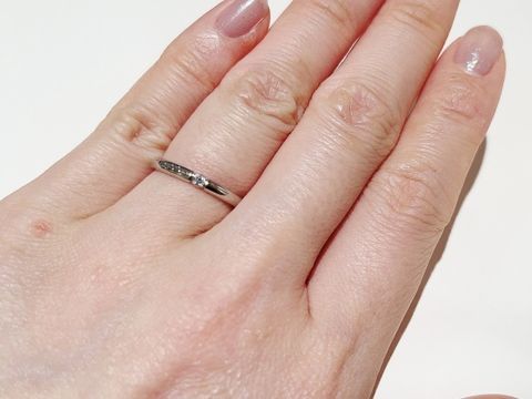 【アイプリモ(I-PRIMO)の口コミ】 ストレートタイプ、ダイヤ一石のシンプルなデザインで探していました。こ…