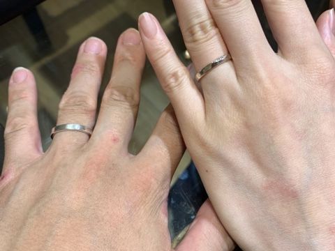 【杢目金屋(もくめがねや)の口コミ】 指輪の外側や、内側のデザインから、色の選択やダイヤの有無、指輪の幅ま…