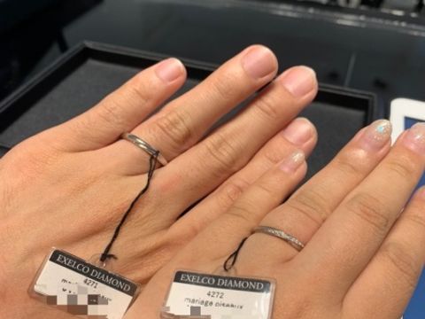 【エクセルコダイヤモンド(EXELCO DIAMOND)の口コミ】 男性の指輪だとブラックダイヤモンドがつけられるという、他のお店ではで…