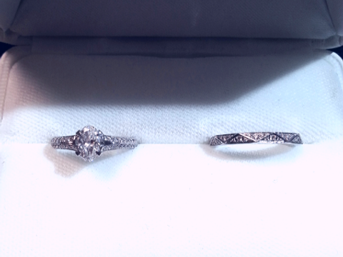 【グラフ(GRAFF)の口コミ】 すでにグラフで婚約指輪を購入しており、重ねづけを考えたときに、一番し…