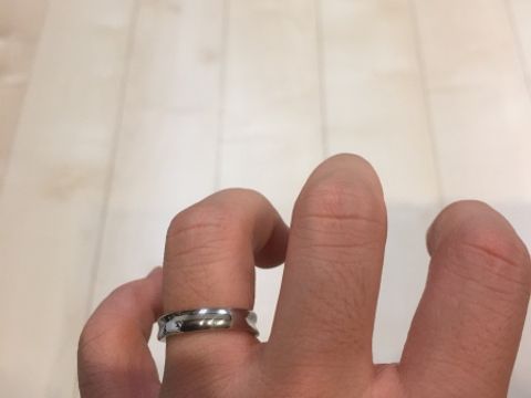 【JEWELRY  KAMATA(ジュエリーかまた)の口コミ】 婚約指輪を購入した時の店の方の対応がとても良かった為、結婚指輪もここ…