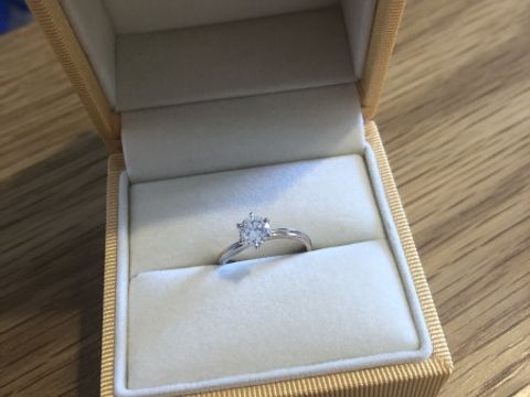 【ケイウノ ブライダル(K.UNO BRIDAL)の口コミ】 リメイクができるお店を探しており、リメイクの歴史が長いことや接客、サ…