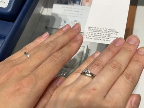 【銀座ダイヤモンドシライシの口コミ】 シンプルすぎず派手すぎないデザインに惹かれました。ウェーブになってい…