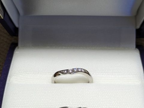 【俄(にわか)の口コミ】 結婚指輪を探し始めたときに、彼も私も俄がいいと意見が一致しました。ダ…